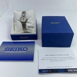 Seiko 7N82-0DH0 Le Grand Sport Stainless Steel Two Tone Watch Needs Battery